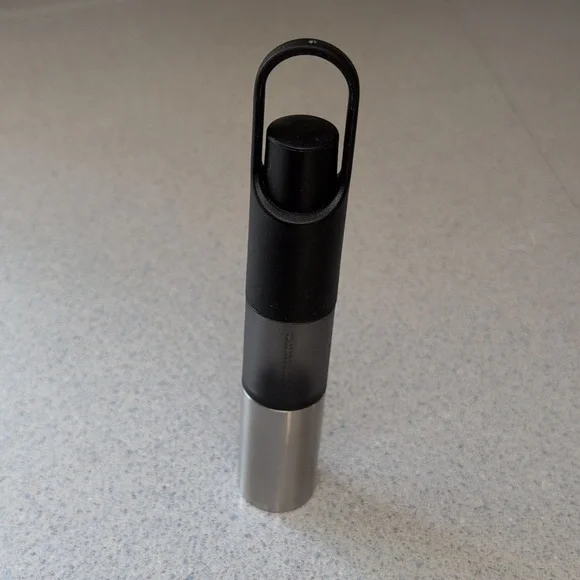 Tupperware Hand Grinder - Picture 2 of 5